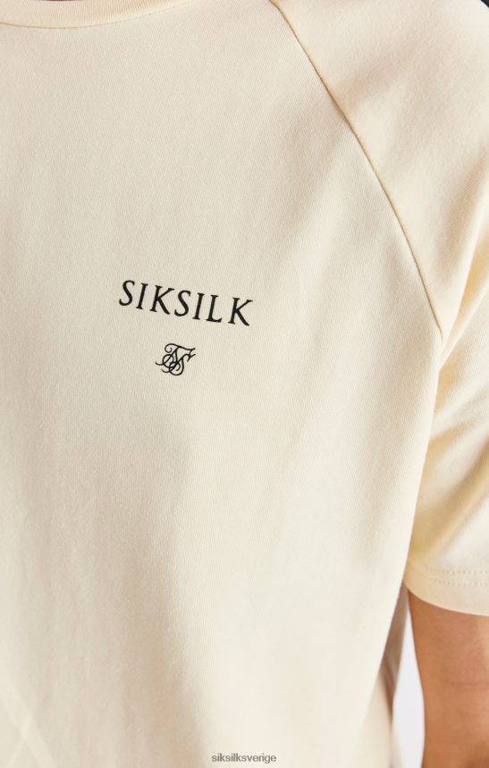 Pojkar SikSilk beige tejpad raglan t-shirt kläder 02V424282
